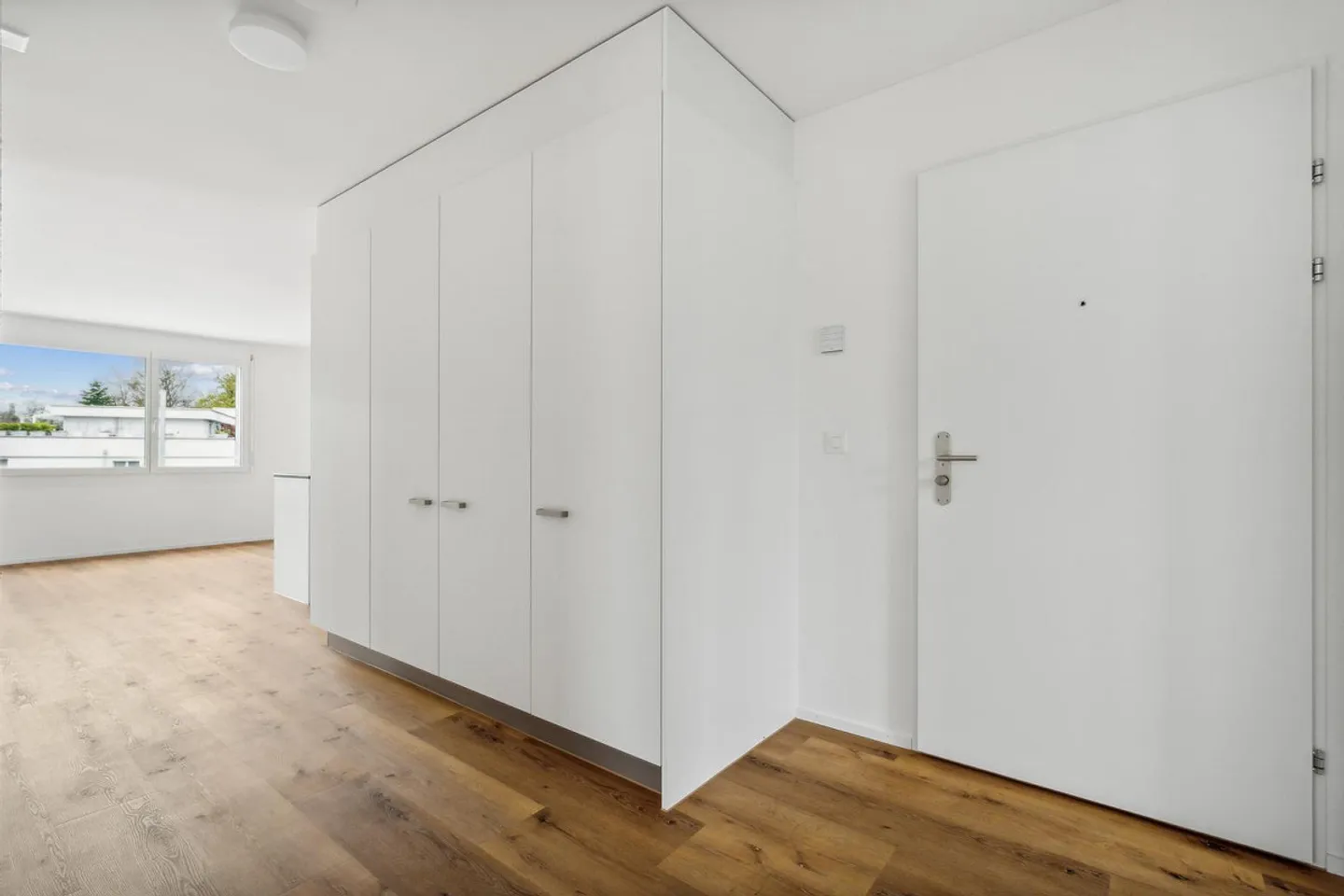Central, modern 3.5 room apartment - Photo 12 of 26