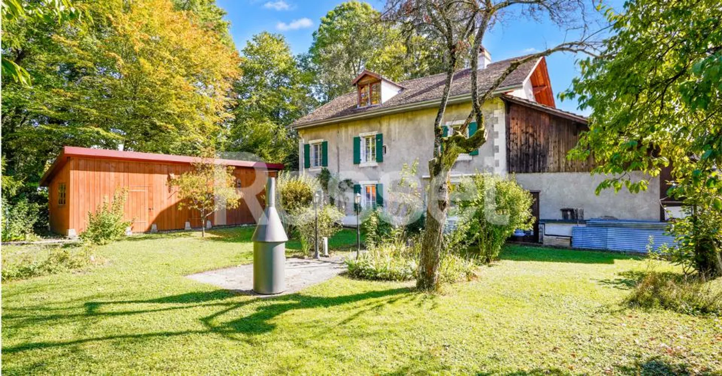 Belle bâtisse du XIXe à rénover au coeur de Céligny - Foto 3 di 6