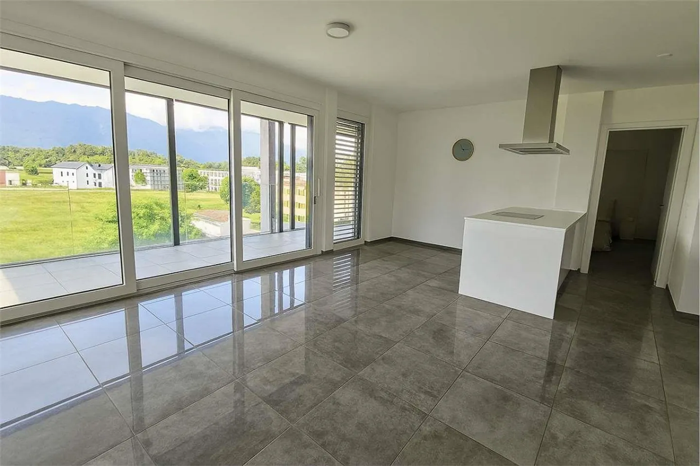 Appartamento 3.5 locali con terrazza - Foto 3 di 12