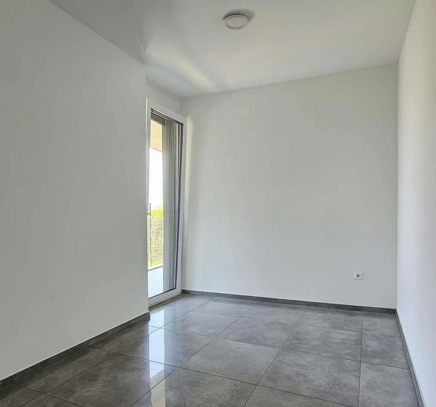 Appartamento 3.5 locali con terrazza - Foto 10 di 12