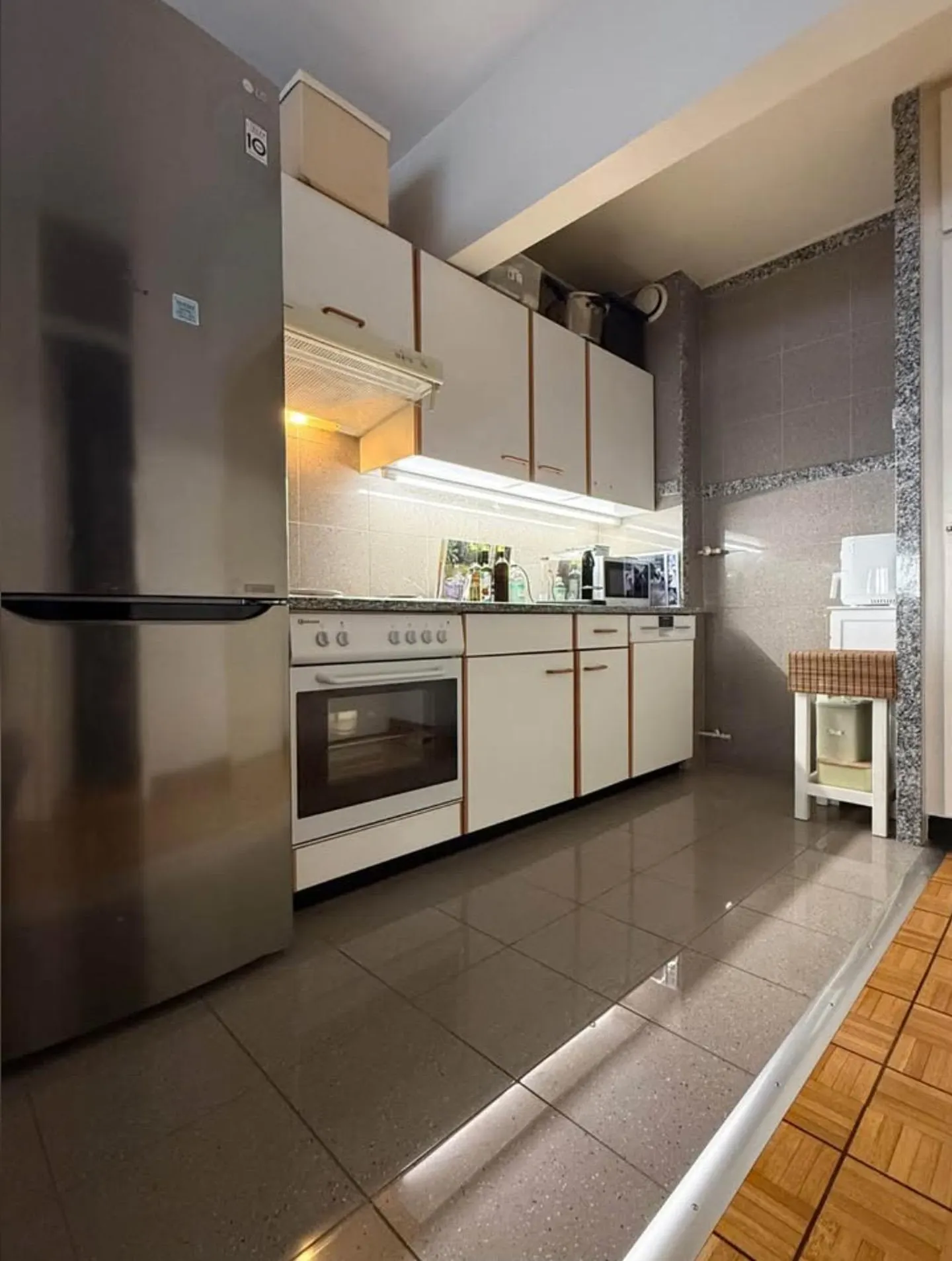 Charmant Appartement de 3 Pièces à Champel - Photo 1 sur 3