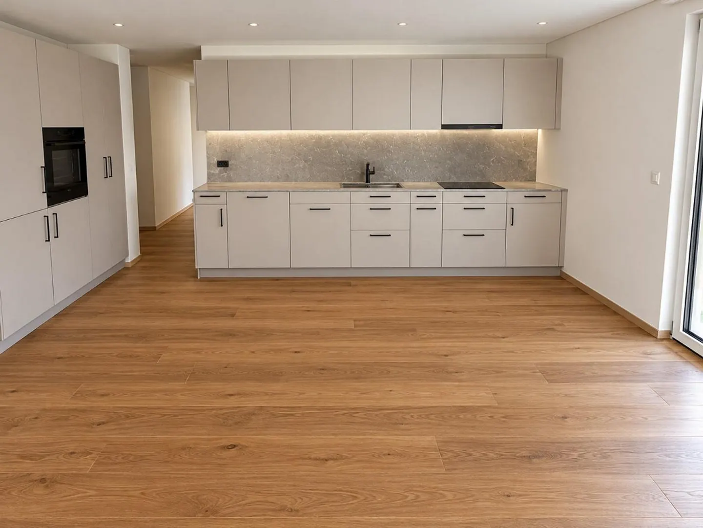 Modernes 3.5-Zimmer-Apartment - Foto 2 von 6