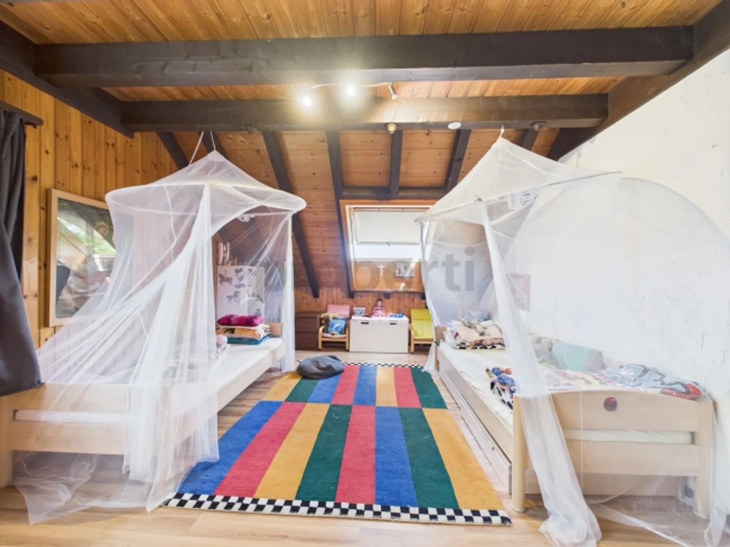 «Grosszügige 6.5-Zimmer-Maisonette mit Weitsicht in Meierskappel» - Foto 6 von 13