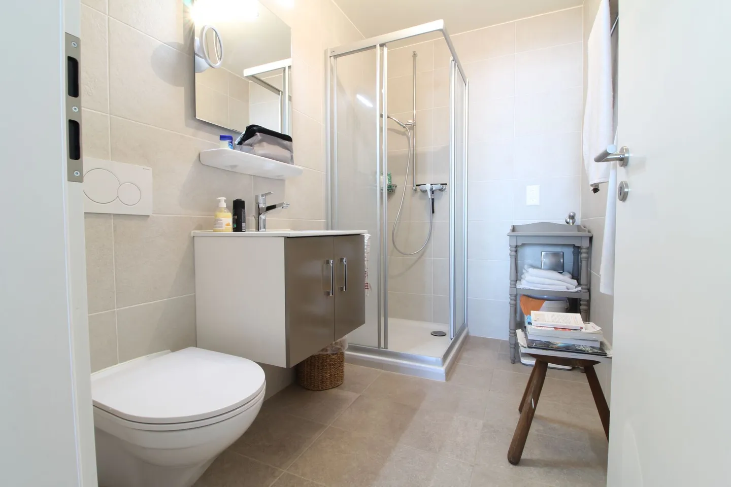 Bella villa bifamiliare di 140 m², distribuita in due appartamenti - Foto 14 di 16