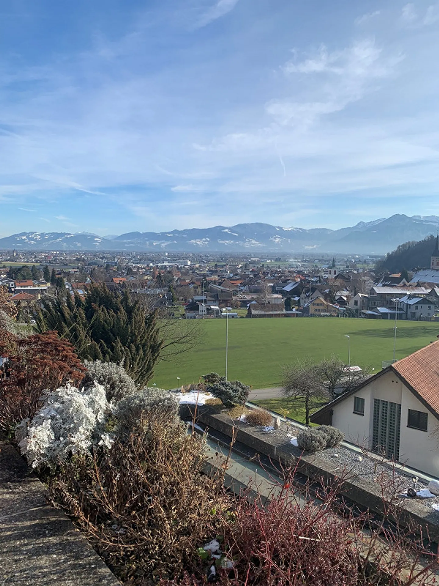 Posizione residenziale da sogno - Foto 2 di 26