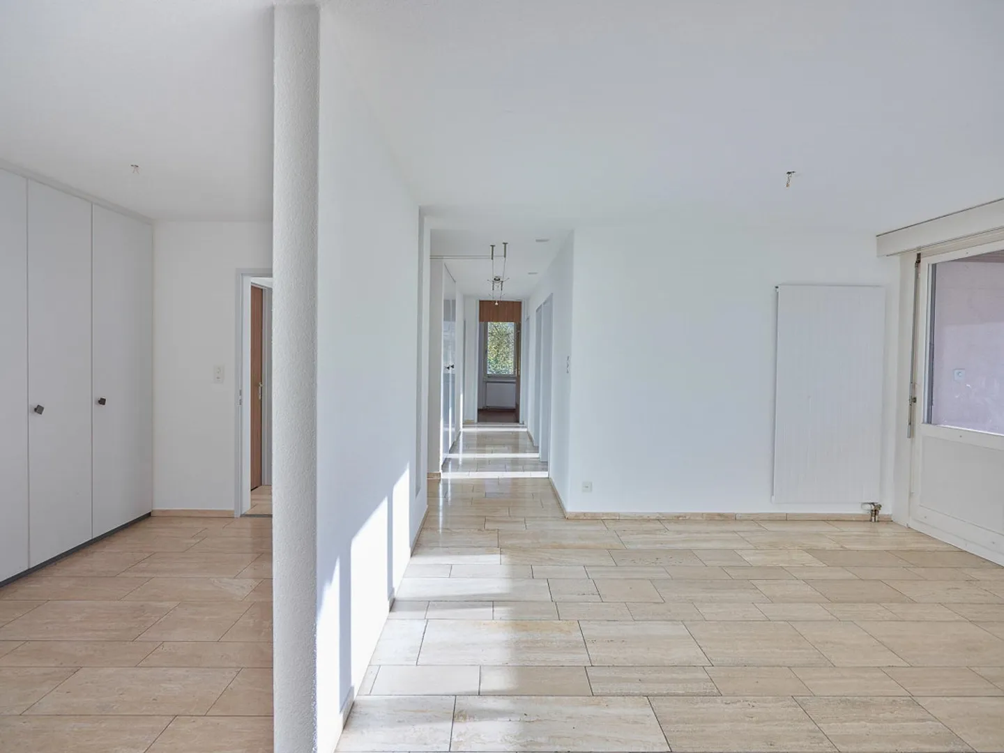 Posizione residenziale da sogno - Foto 12 di 26