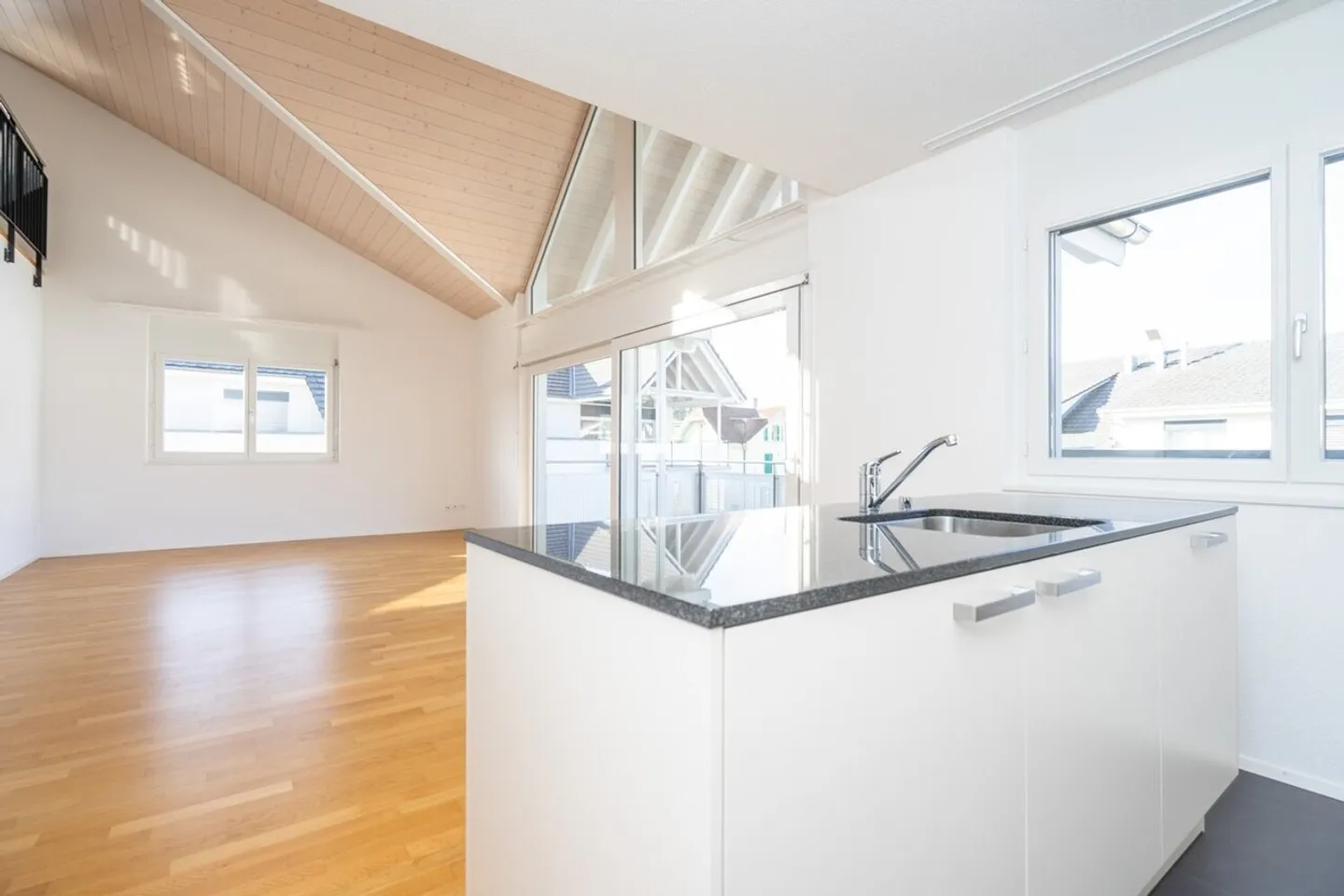 Moderne 3.5-Zimmerwohnung - Foto 3 von 8