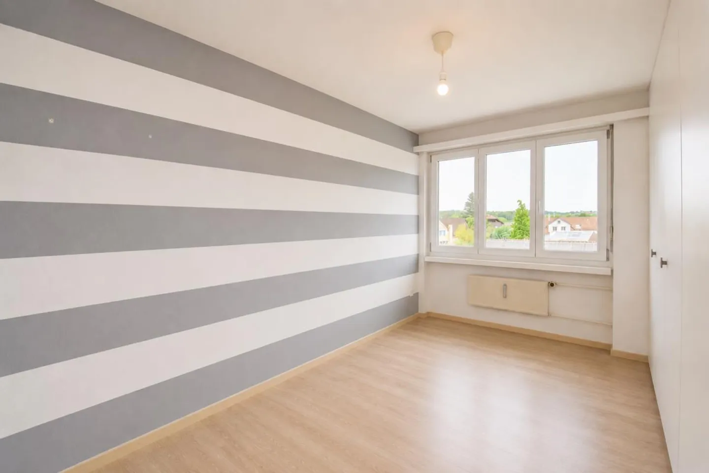 Appartement spacieux de 5,5 pièces dans un emplacement familial à Erlen - Photo 11 sur 19
