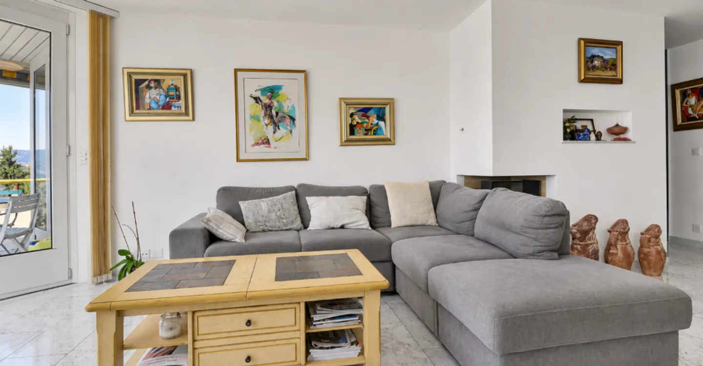 Außergewöhnliches Penthouse mit Panoramablick auf den See und die Berge - Foto 8 von 11