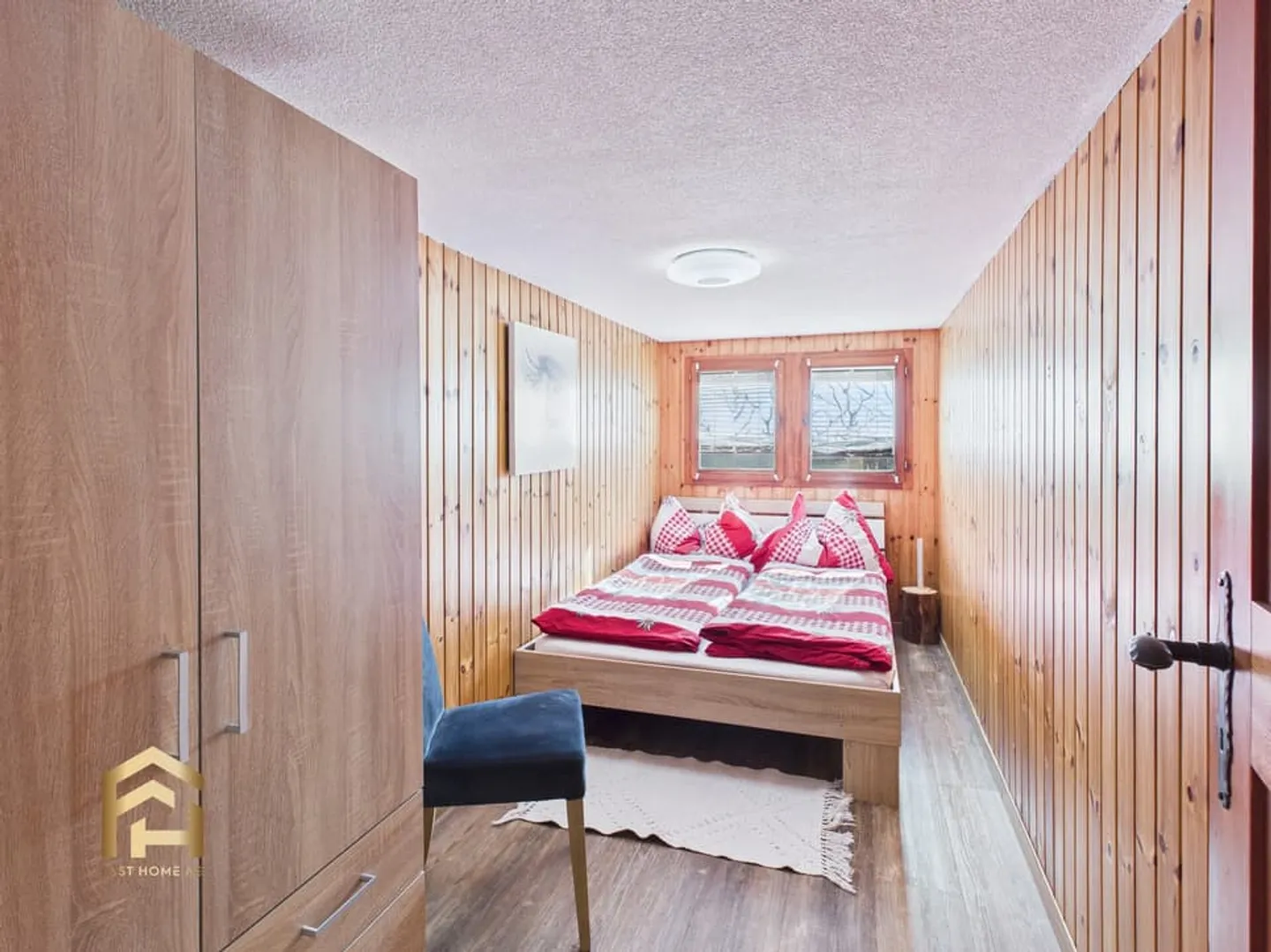 3.5-room apartment with outdoor seating area and balcony, including expandable stable and G - Photo 6 of 13