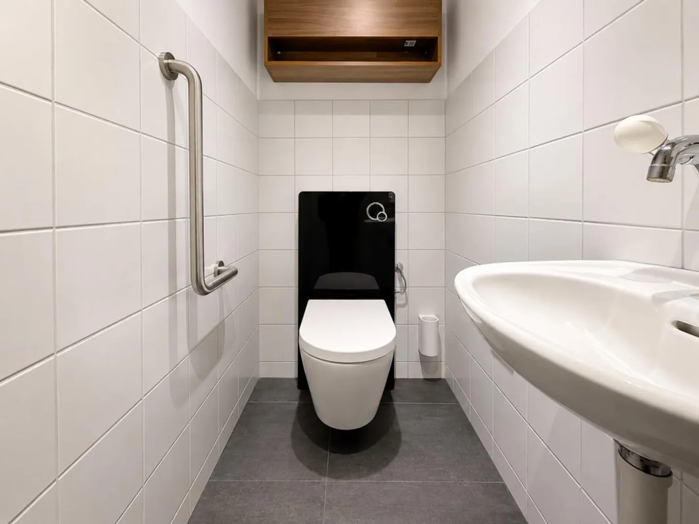 Appartement spacieux de 5,5 pièces dans un emplacement familial à Erlen - Photo 18 sur 19