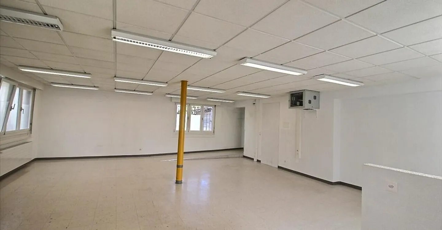 Espace Commercial à Chermignon - Photo 12 sur 13