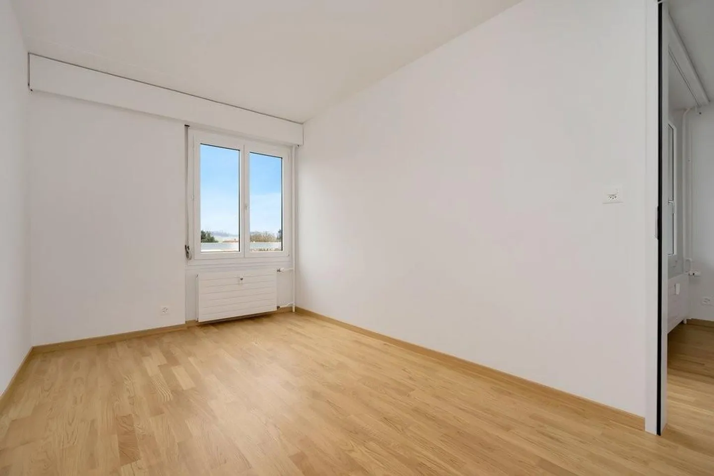 Renovierte Wohnung mit Balkonen - Foto 7 von 9