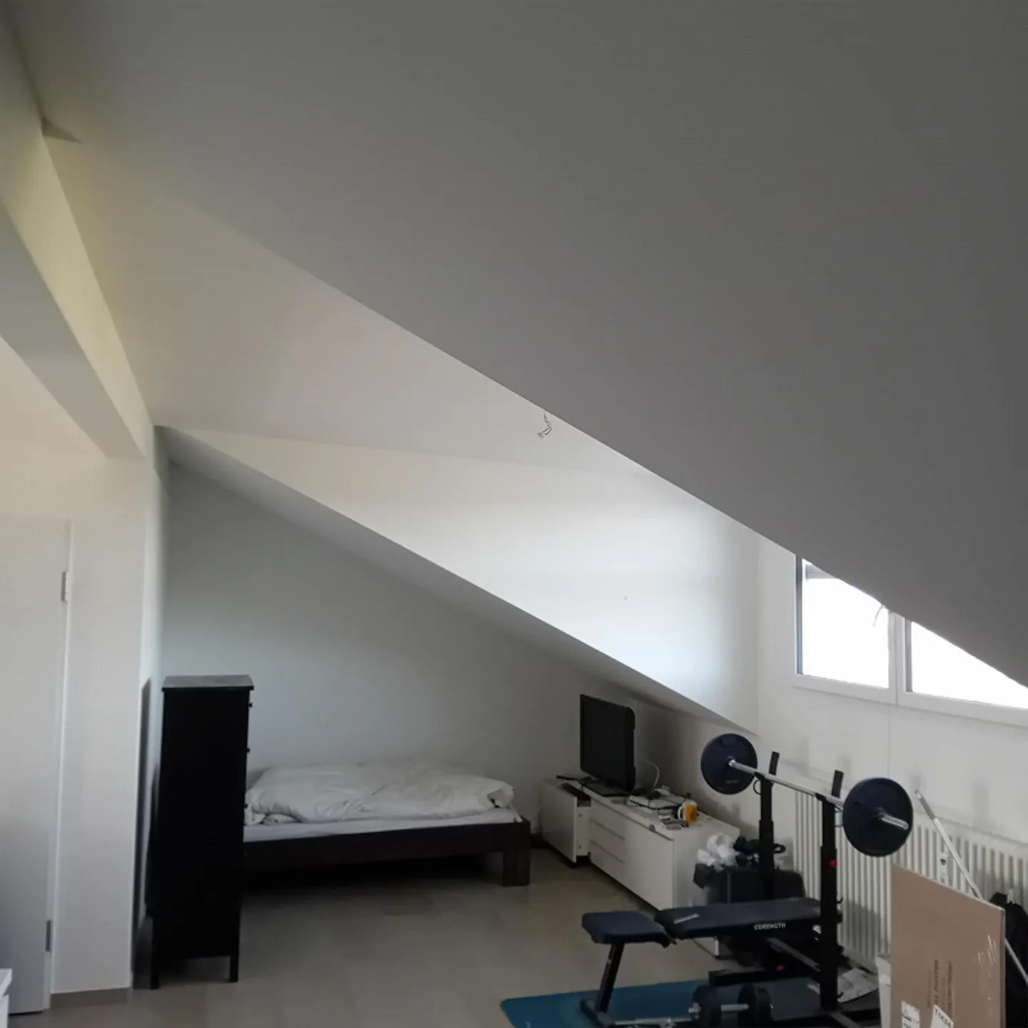 Frisch renovierte helle Wohnung zu vermieten. Sehr nahe am Bahnhof - Foto 4 von 5