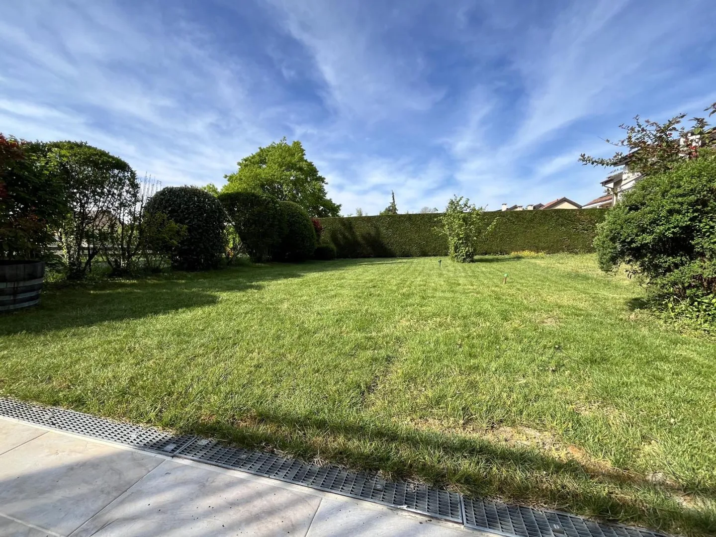 Beautiful 5.5-room single-family house with garden, terrace, and 2 parking spaces - Exclusive! - - Photo 13 of 13