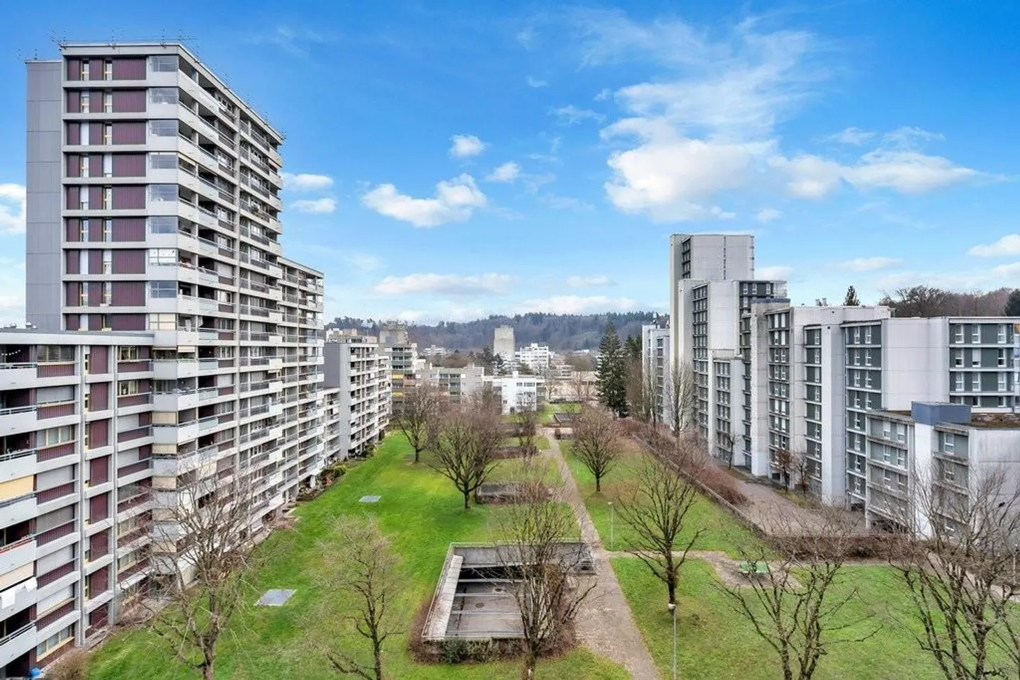 Renovierte Wohnung mit Balkonen - Foto 9 von 9