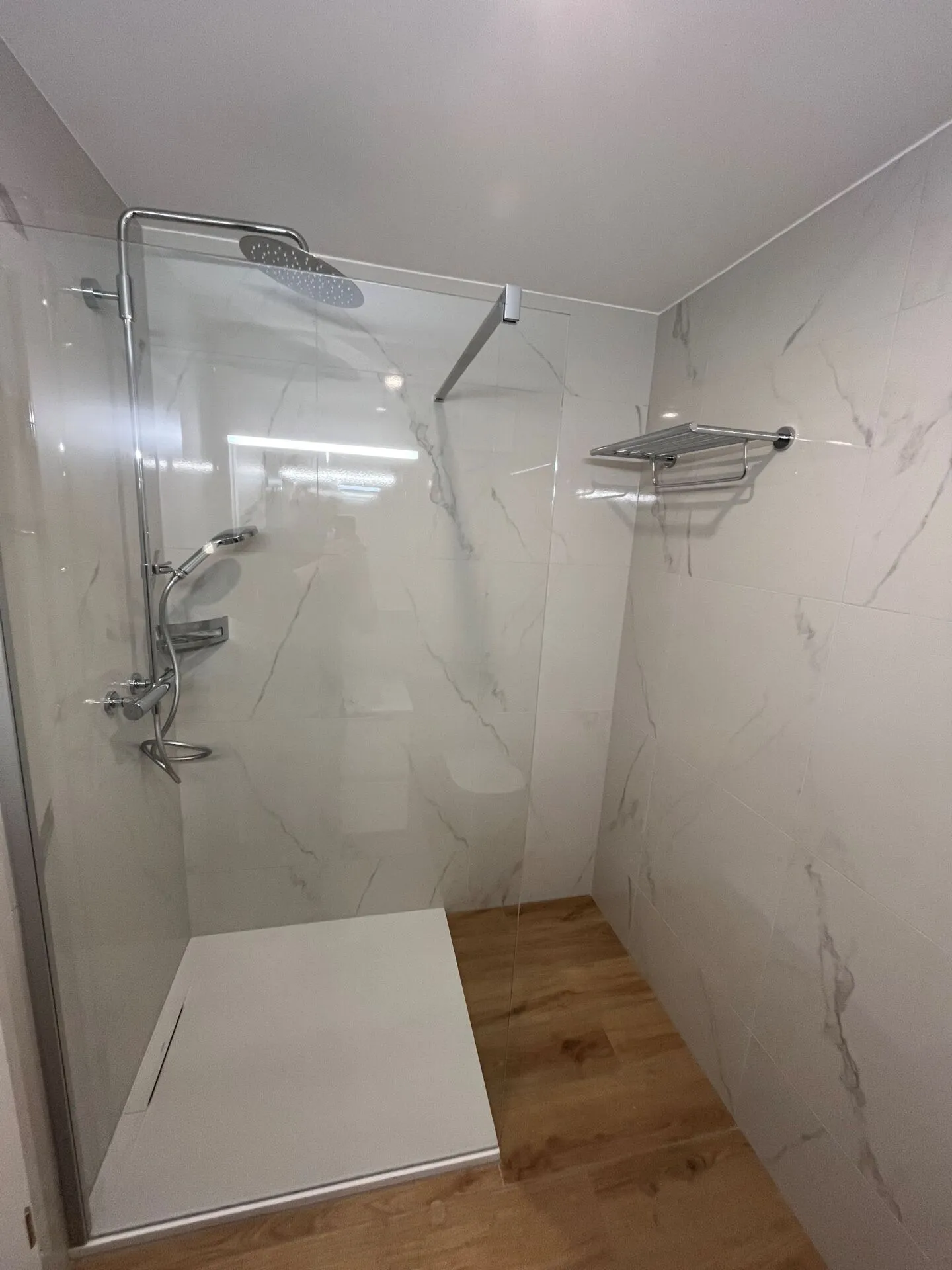 GRENAT-GRYON - STUDIO IN AFFITTO PER L'ANNO O PER LA STAGIONE INVERNALE - Foto 9 di 9