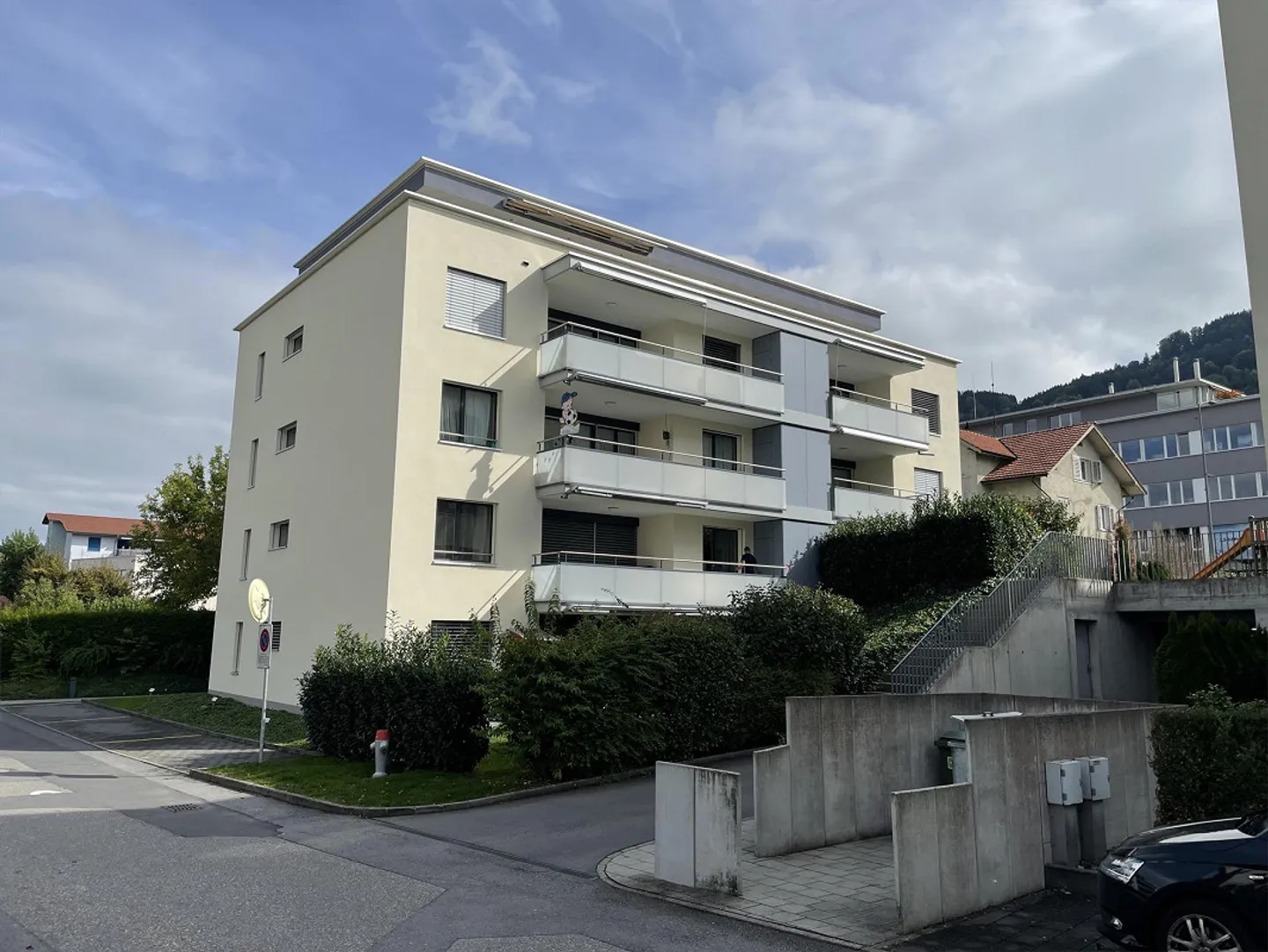 Pratico con grande balcone - Foto 1 di 9