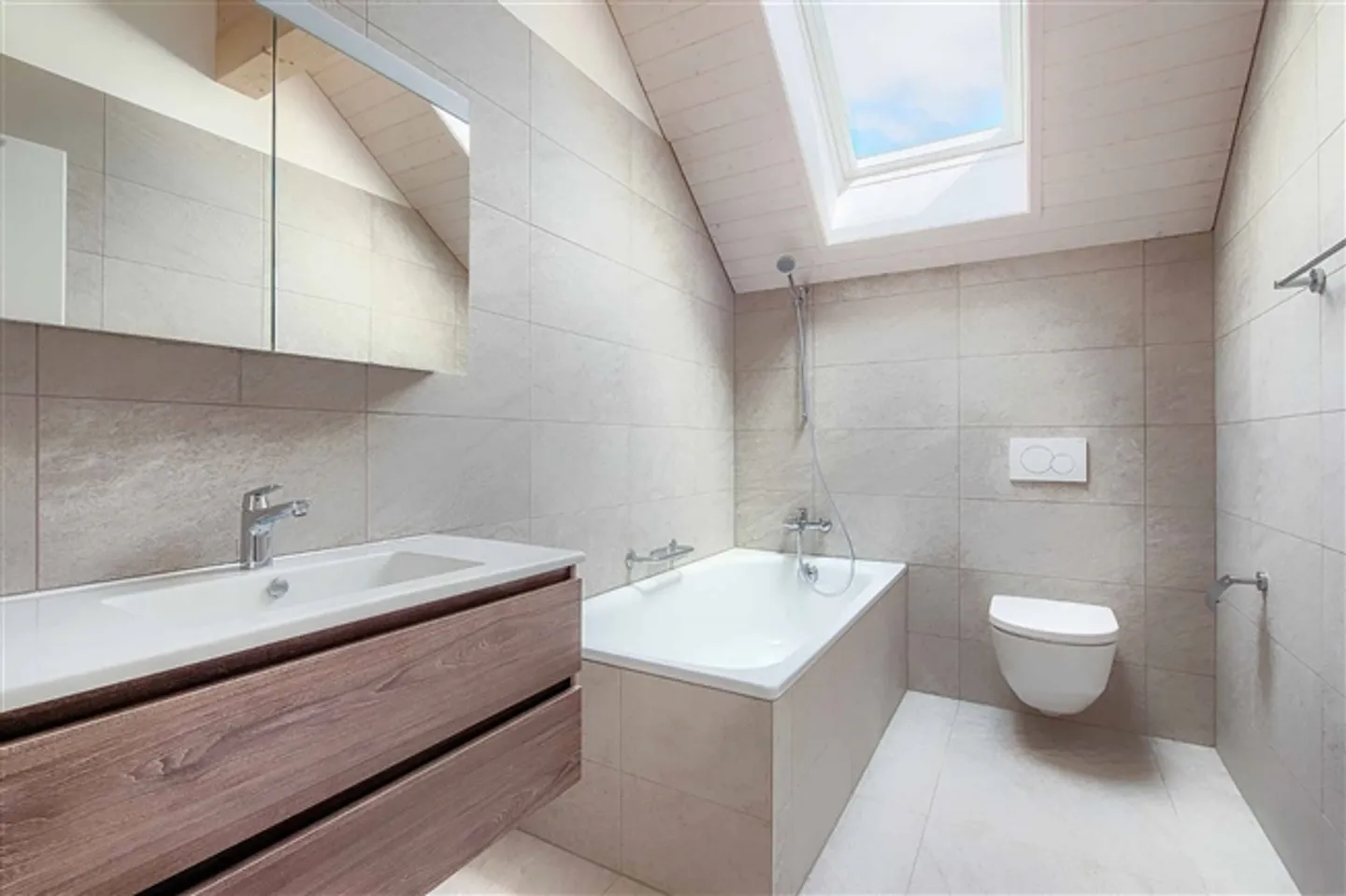 Maison familiale de luxe avec 4,5 pièces - Photo 5 sur 9