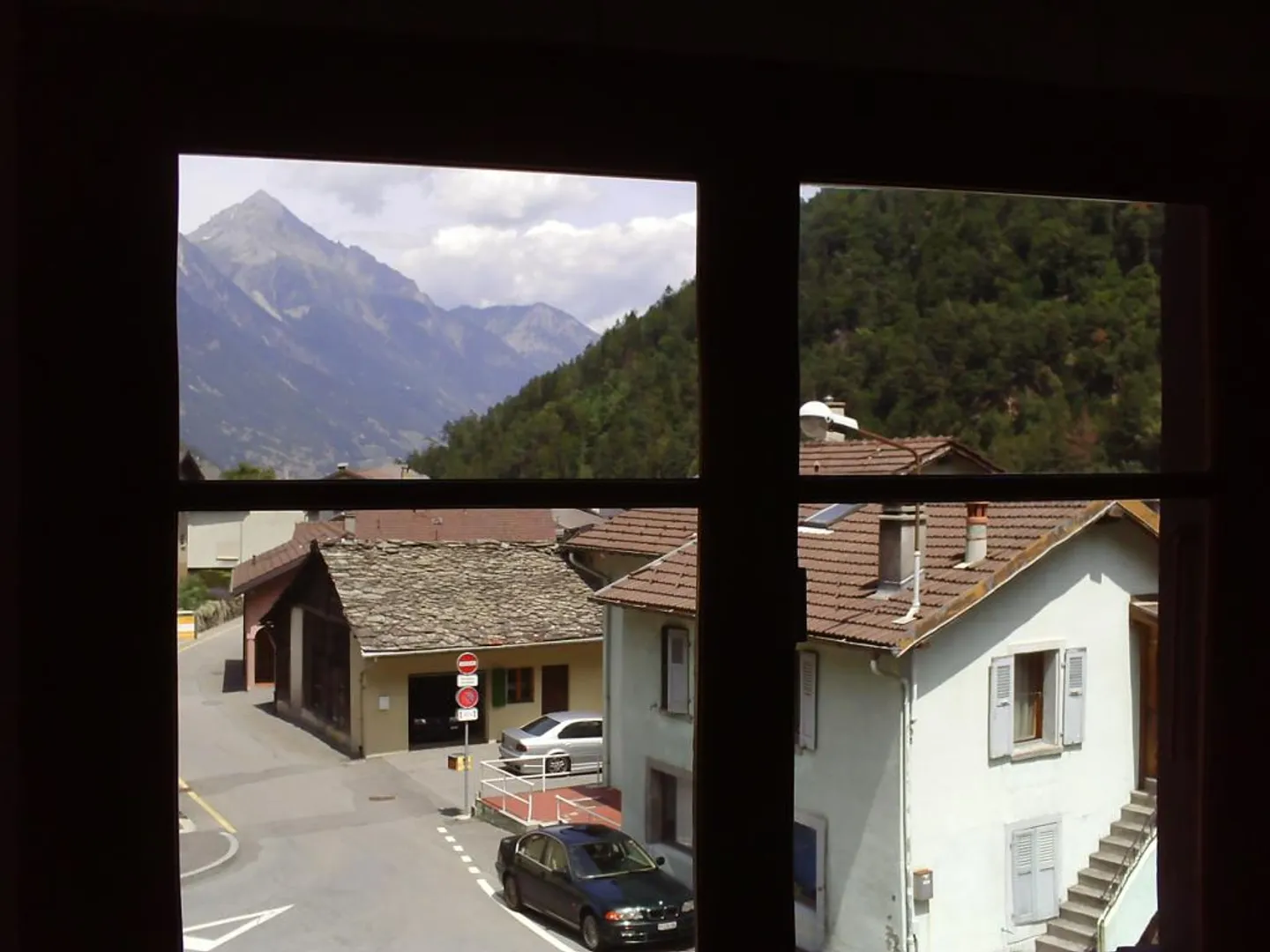 3.5 Room Apartment - Photo 4 of 5