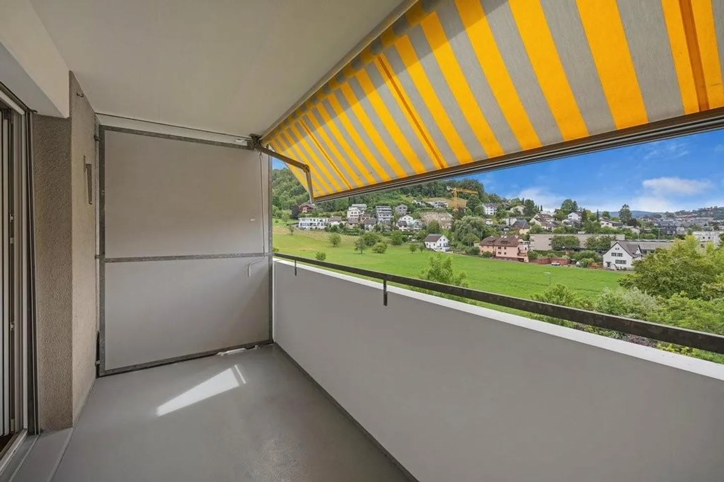 Appartamento luminoso in una posizione centrale - Foto 7 di 10