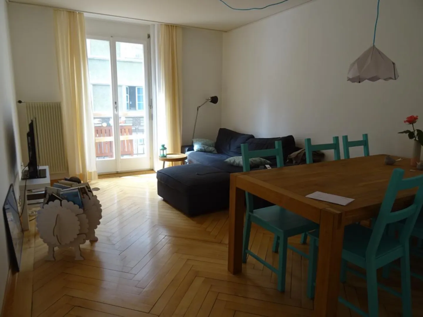 Charming City Apartment near Paulusplatz - Photo 3 of 10