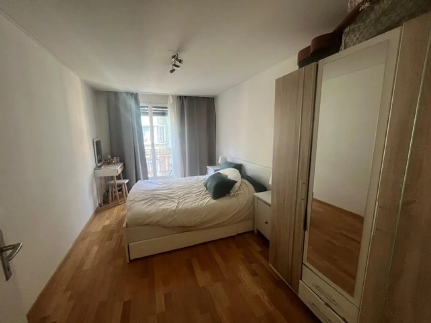 Charming City Apartment near Paulusplatz - Photo 7 of 10