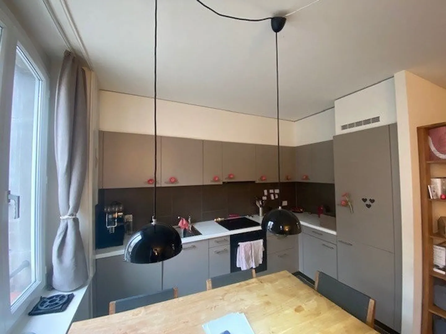 Charming Apartment near Mon-Repos - Photo 3 of 10