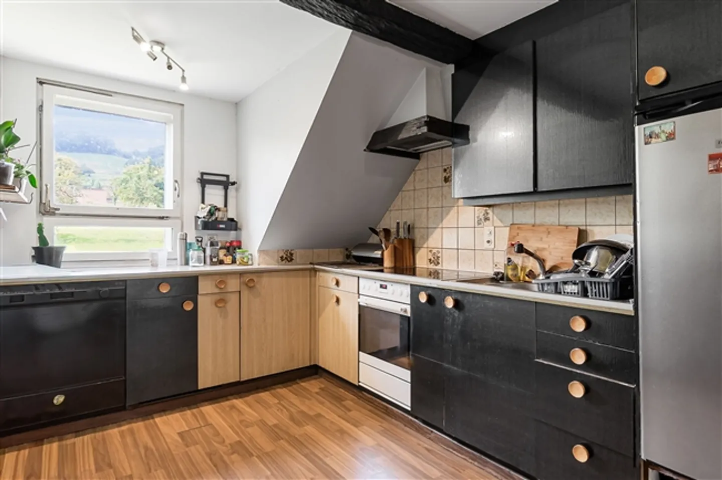 2-family house with garden and 4 parking spaces in Reinach AG - Photo 2 of 13