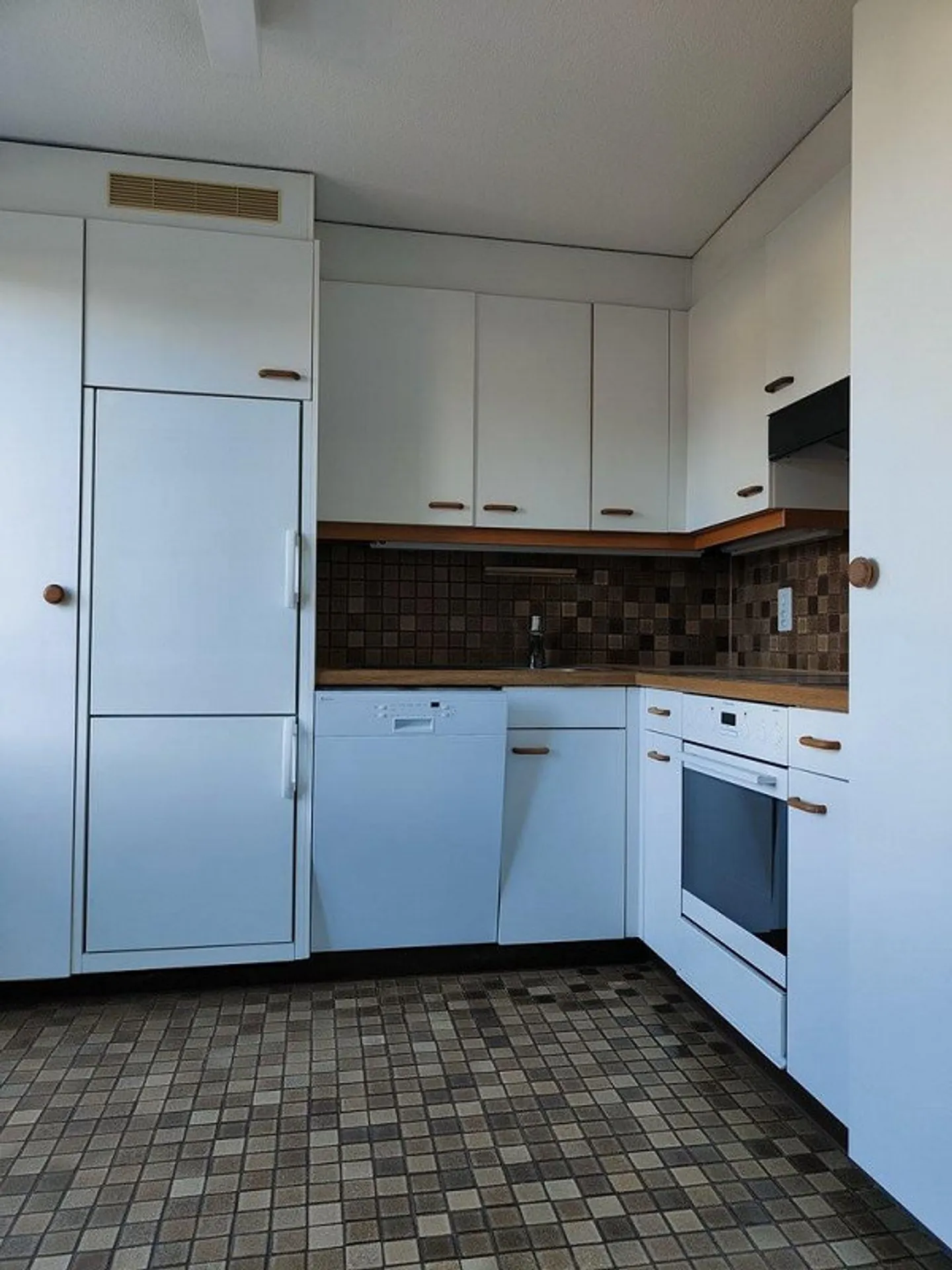 Wohnung in Seenähe - Foto 1 von 7