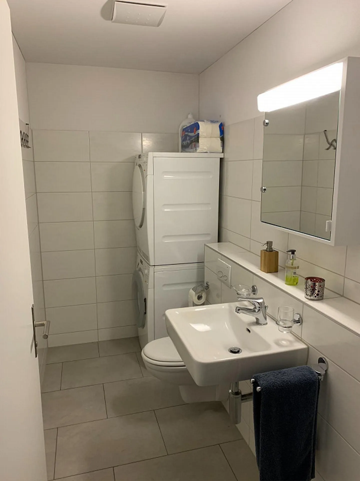 Pratico con grande balcone - Foto 8 di 9