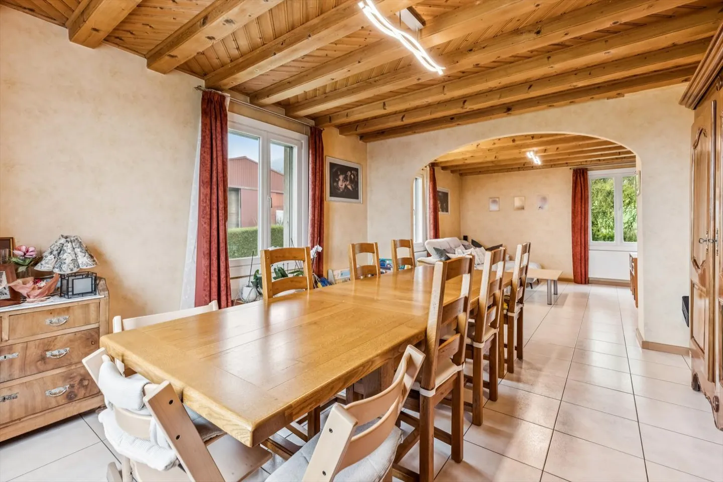 Character house with a view of the Orbe plain - Photo 3 of 12