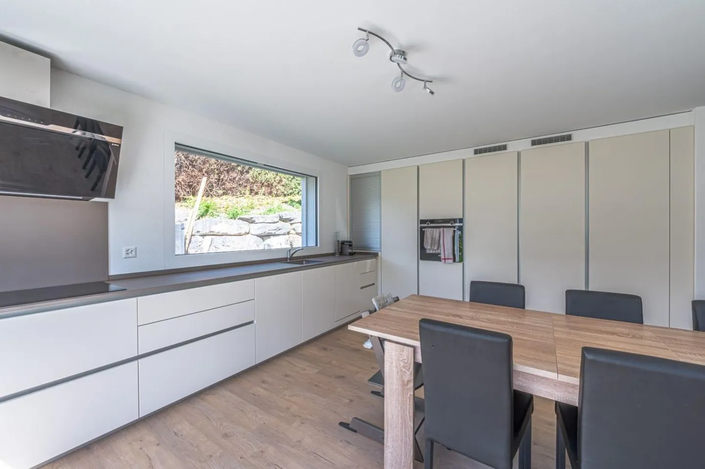Villa de luxe avec appartement indépendant - Photo 13 sur 13