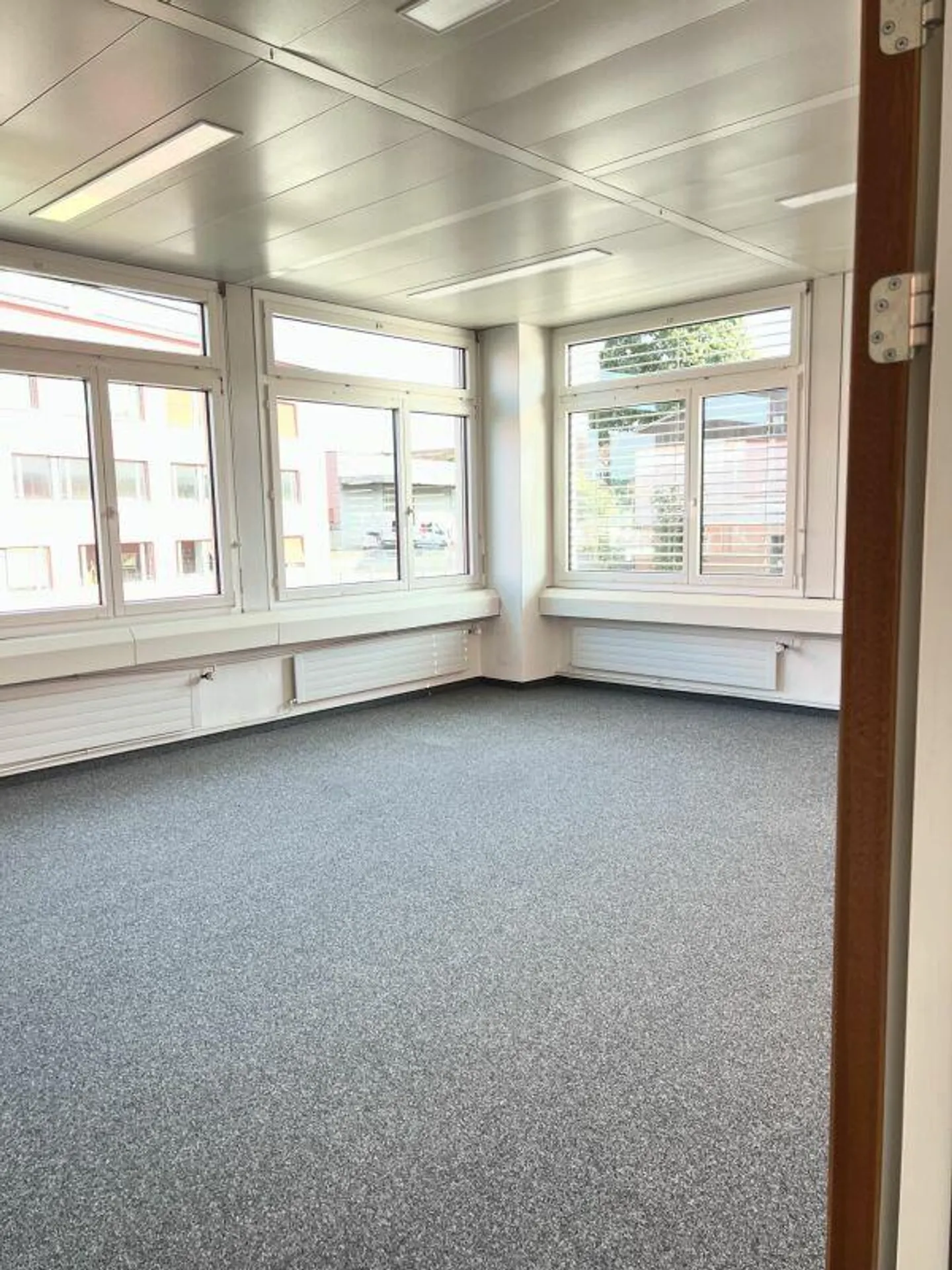 Vos nouveaux bureaux - visitez maintenant! - Photo 1 sur 6