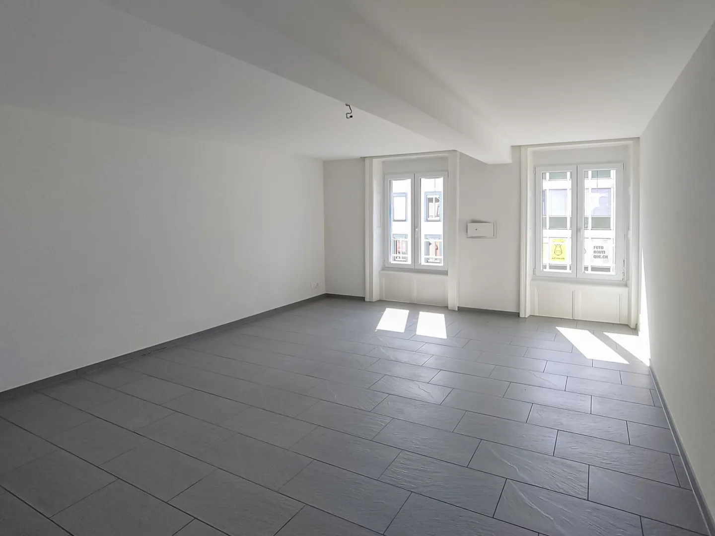 Appartement de 3,5 pièces situé au centre de Bienne - Photo 3 sur 7