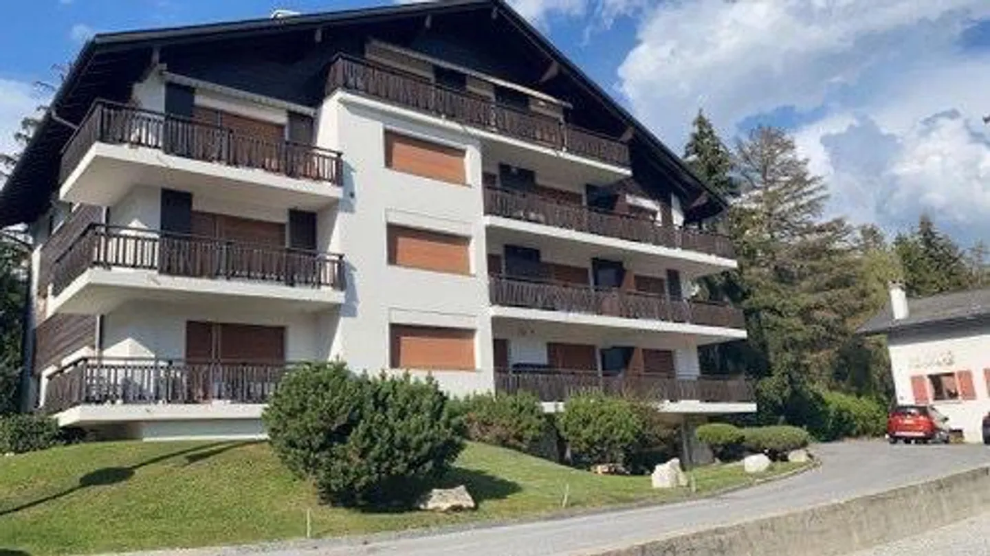 Proprietà in affitto per i mesi estivi: da aprile a dicembre per 1.500.-/mese incluso - Foto 5 di 6