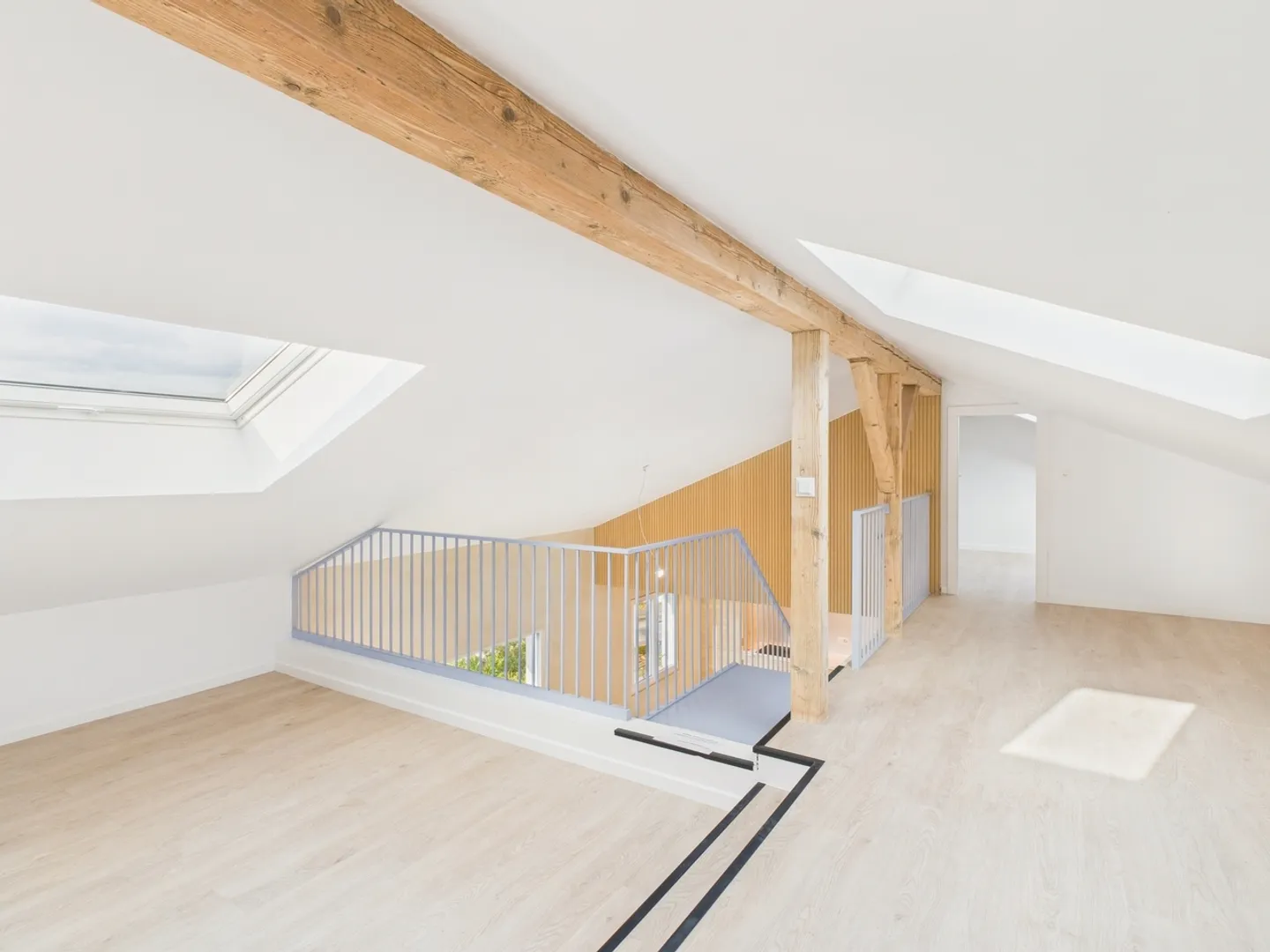 Wunderschönes Reihenhaus mit unabhängigem Studio und außergewöhnlichem Seeblick in Villeneuve - Foto 12 von 13