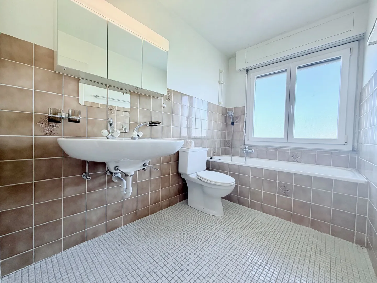 Geräumige 4.5-Zimmer-Dachgeschosswohnung 110m2 - Foto 8 von 12