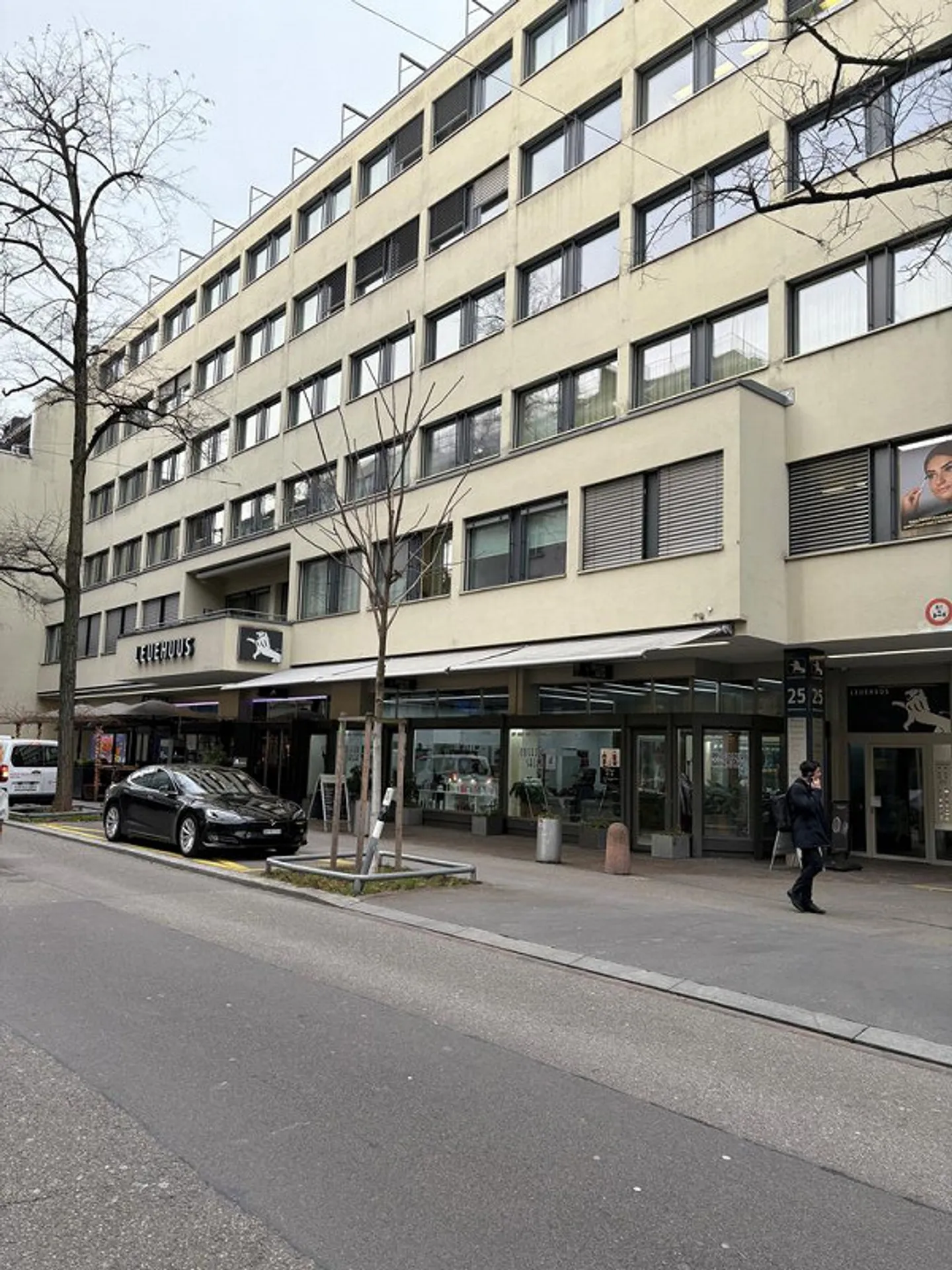Einstellplätze im Herzen von Zürich zu vermieten! - Foto 1 von 2
