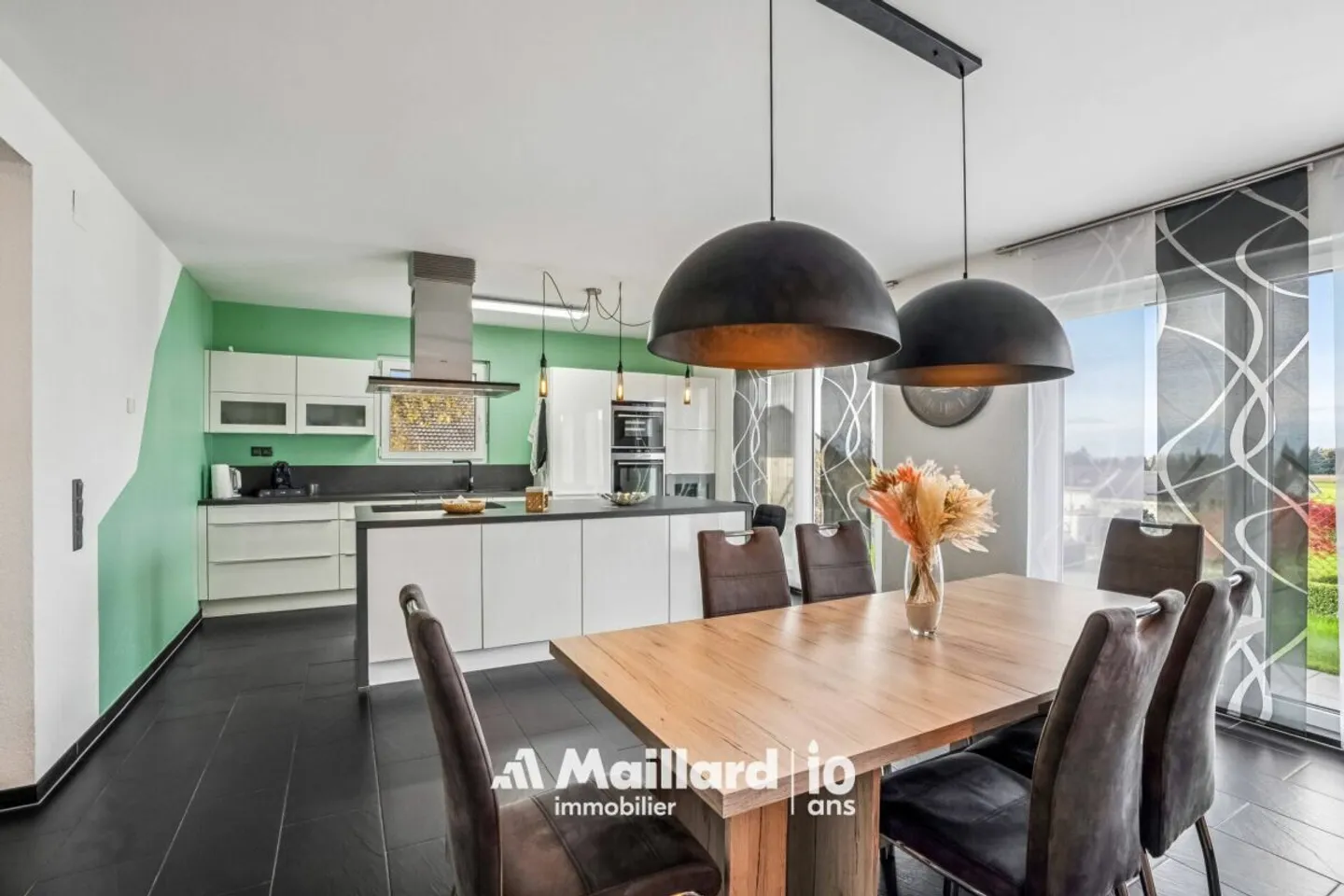 «Ihr künftiger Familienkokon zwischen dem Neuenburger- und dem Murtensee» - Foto 5 von 15