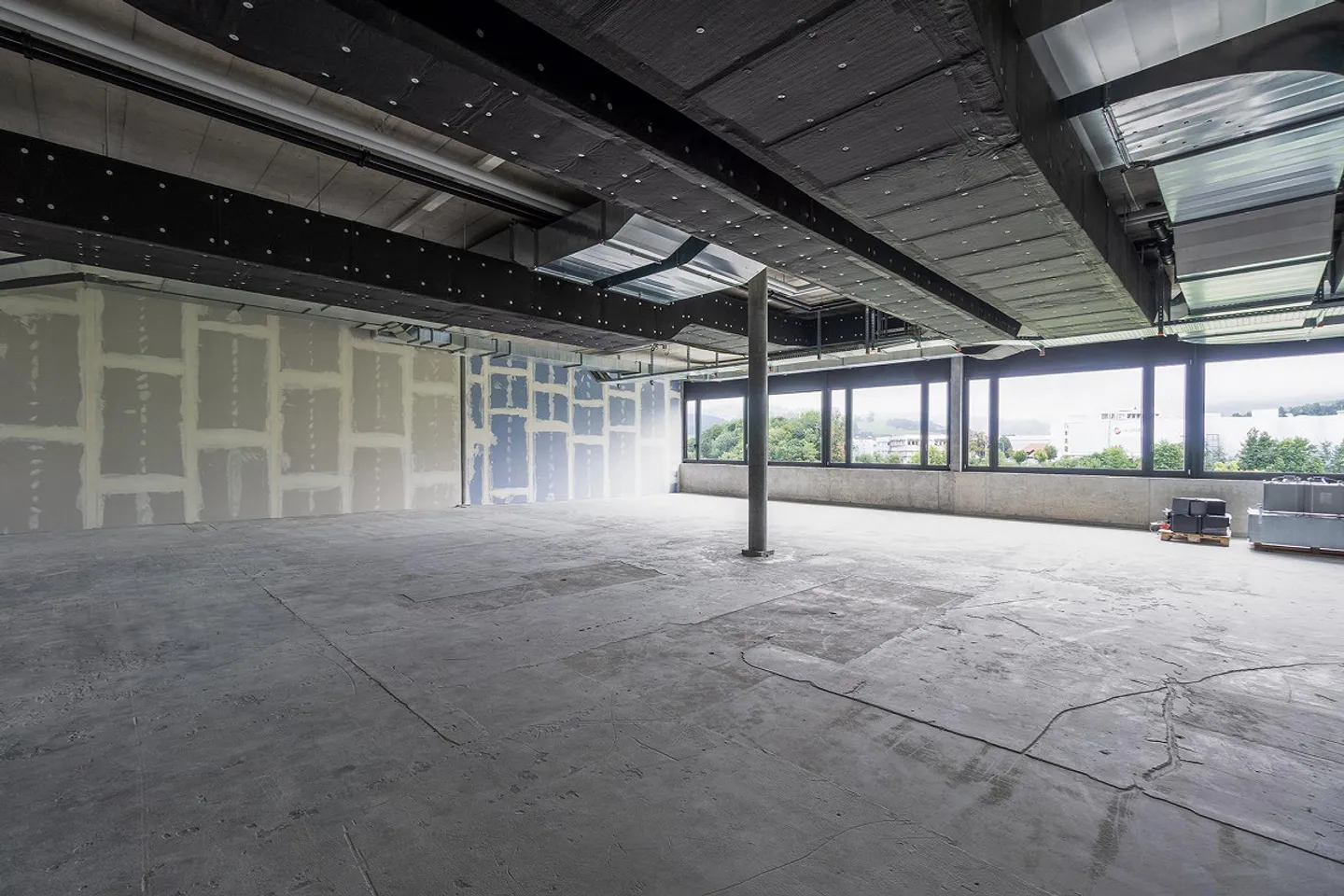 Spazi commerciali per uffici e servizi nel Neudorf-Center - Foto 12 di 13