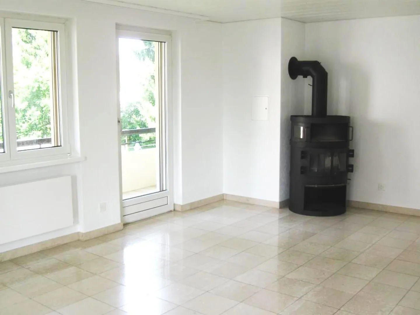 Appartement 4.5 pièces près du centre et de la gare de Weinfelden - Photo 6 sur 9