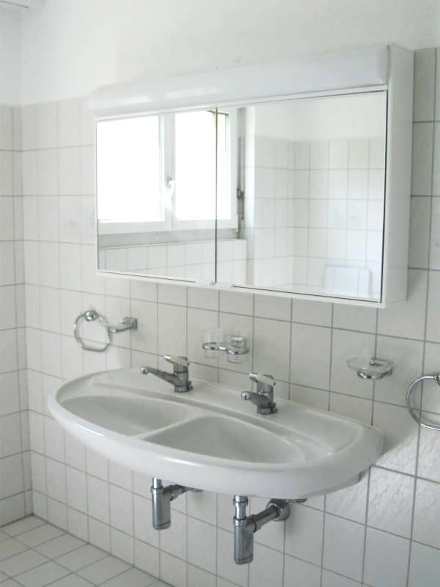 Appartement 4.5 pièces près du centre et de la gare de Weinfelden - Photo 7 sur 9