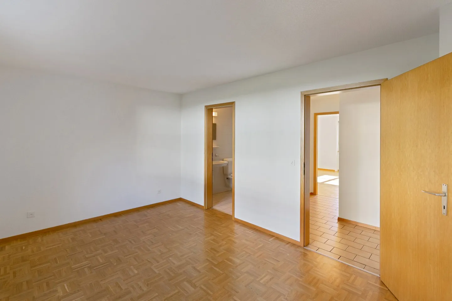Bellissimo appartamento in una zona tranquilla - Foto 5 di 6