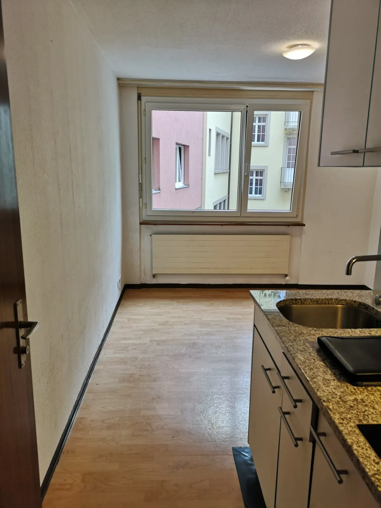 Zentrales Studio in Biel - Foto 1 von 3