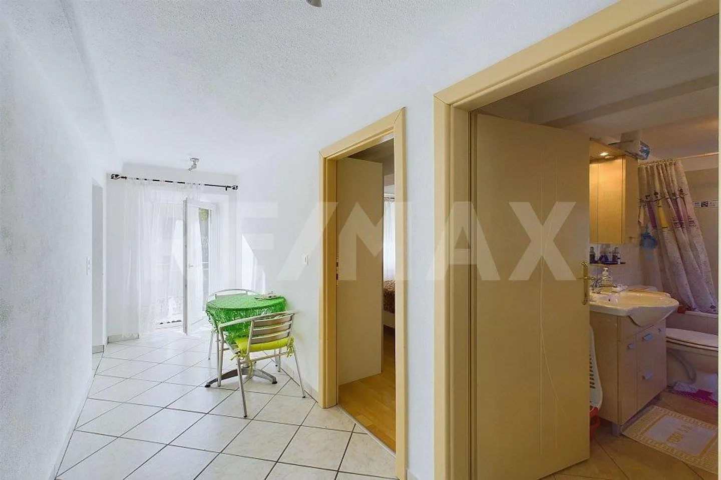 Furnished apartment for sale - Photo 11 of 13