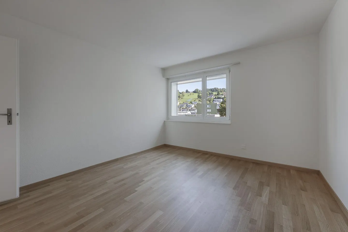 4-room apartment 5th floor - Photo 6 of 9