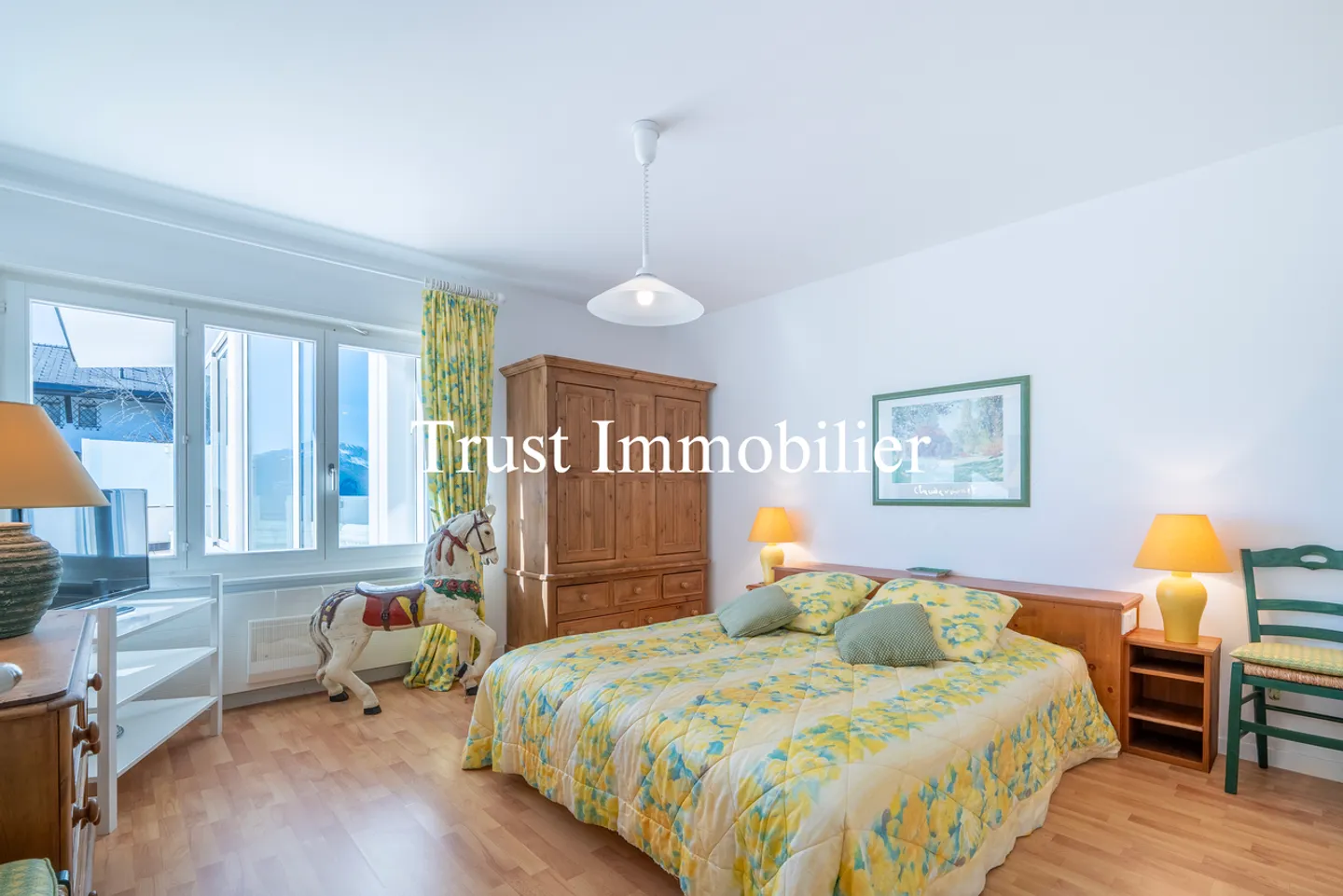 5004. Panoramic view from this vast penthouse, SKI IN / OUT - Photo 29 of 32