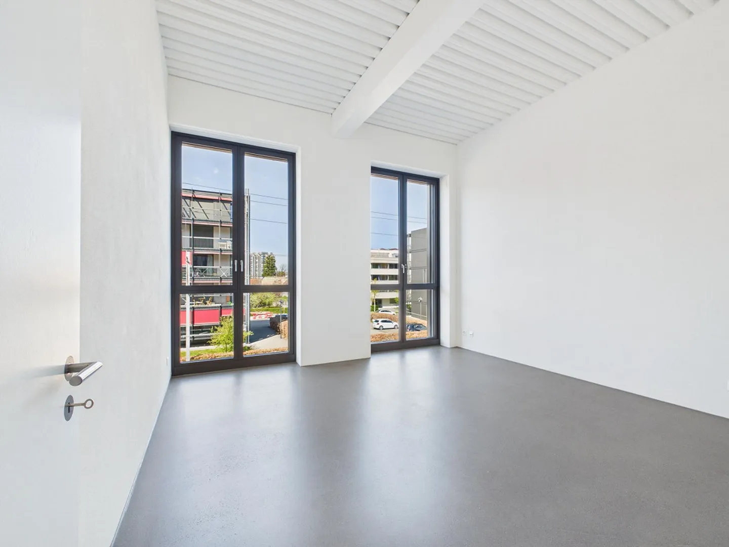 Modern 2-room loft apartment near Westside - Photo 7 of 14