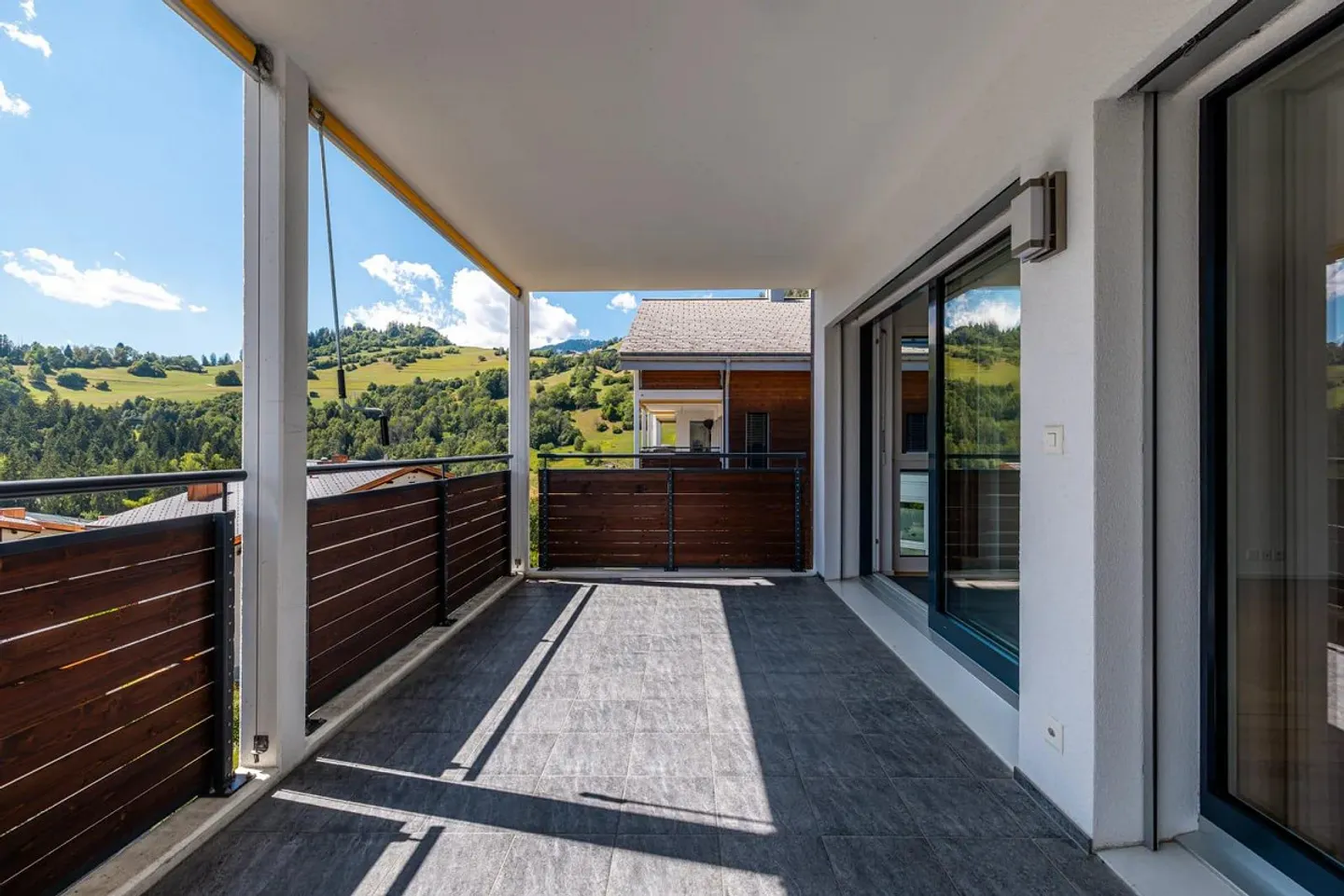 4.5-room apartment with large balcony for sale in Laax - Photo 5 of 6